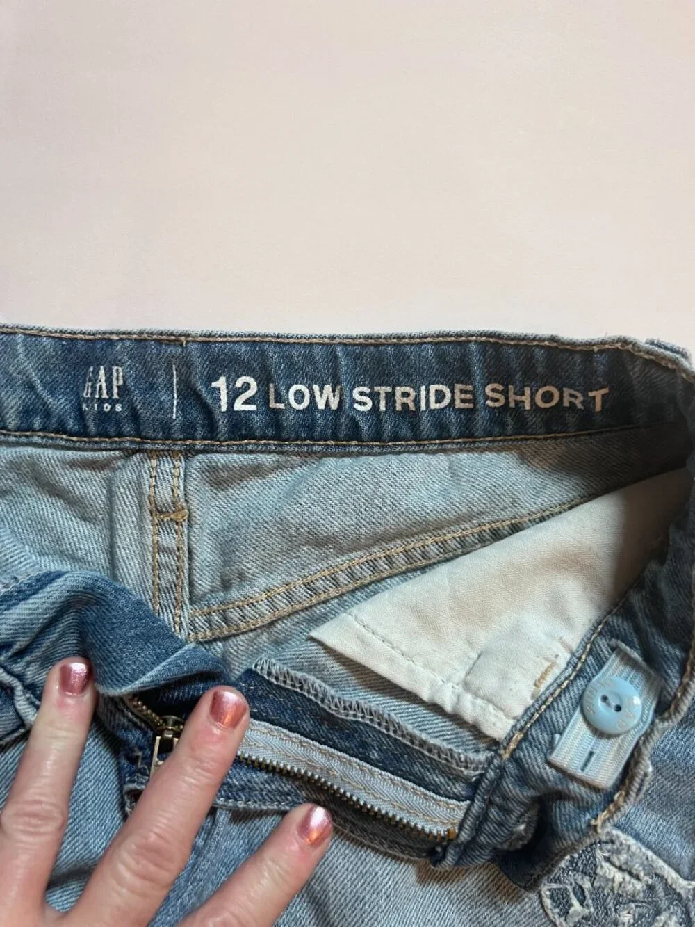 GAP Girls Low Stride Denim Cutoff Shorts with Embroidered Butterfly Size 12